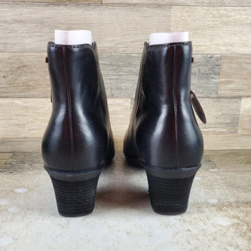 Comfortiva Barras‎ Womens Ankle Boot Sz 9 M Black Leather Round Toe Block Heel
